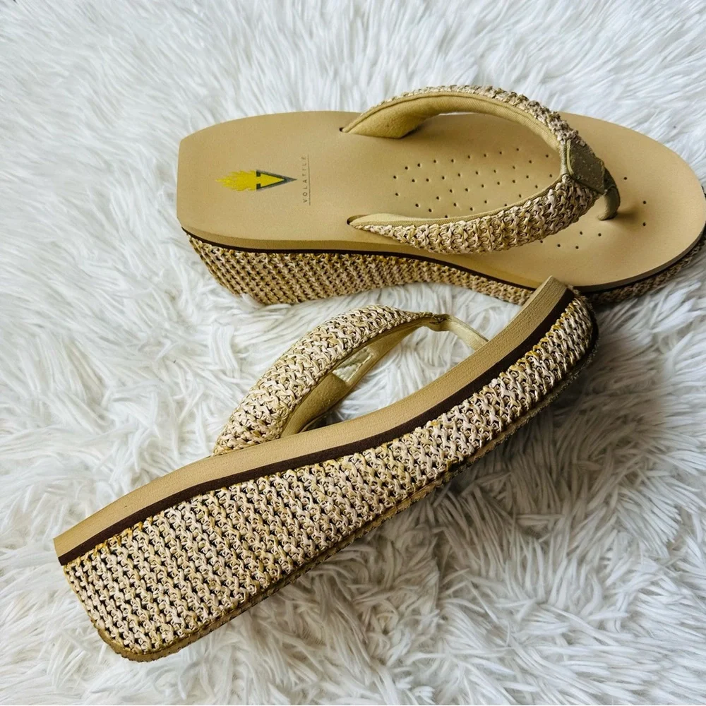 Volatile Tan Platform Shoes Comfortable Slip-On size 10